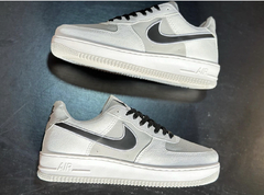 AIR FORCE 1 BRANCO CINZA - 011 CAMISETAS
