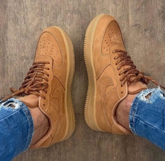 AIR FORCE 1 MARROM - 011 CAMISETAS
