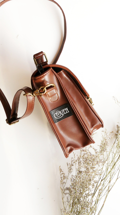 Amelia tabaco con herraje bronce - comprar online