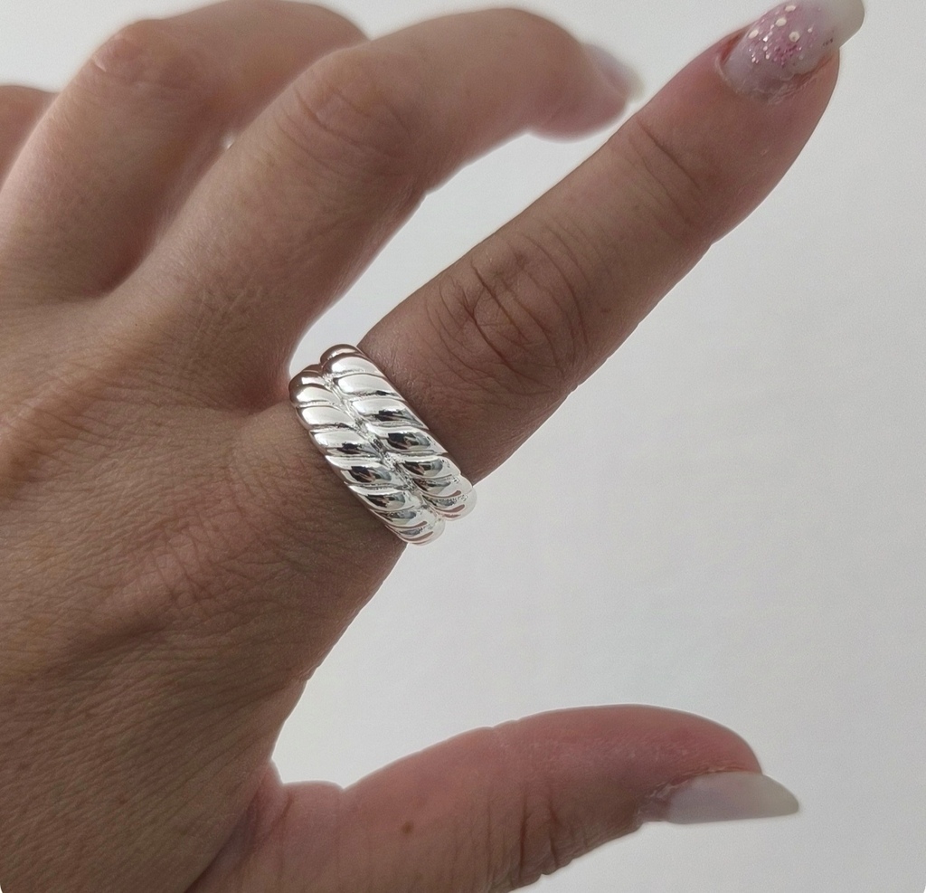Anillo Catalina Inflado/Acero Blanco thumbnail 3