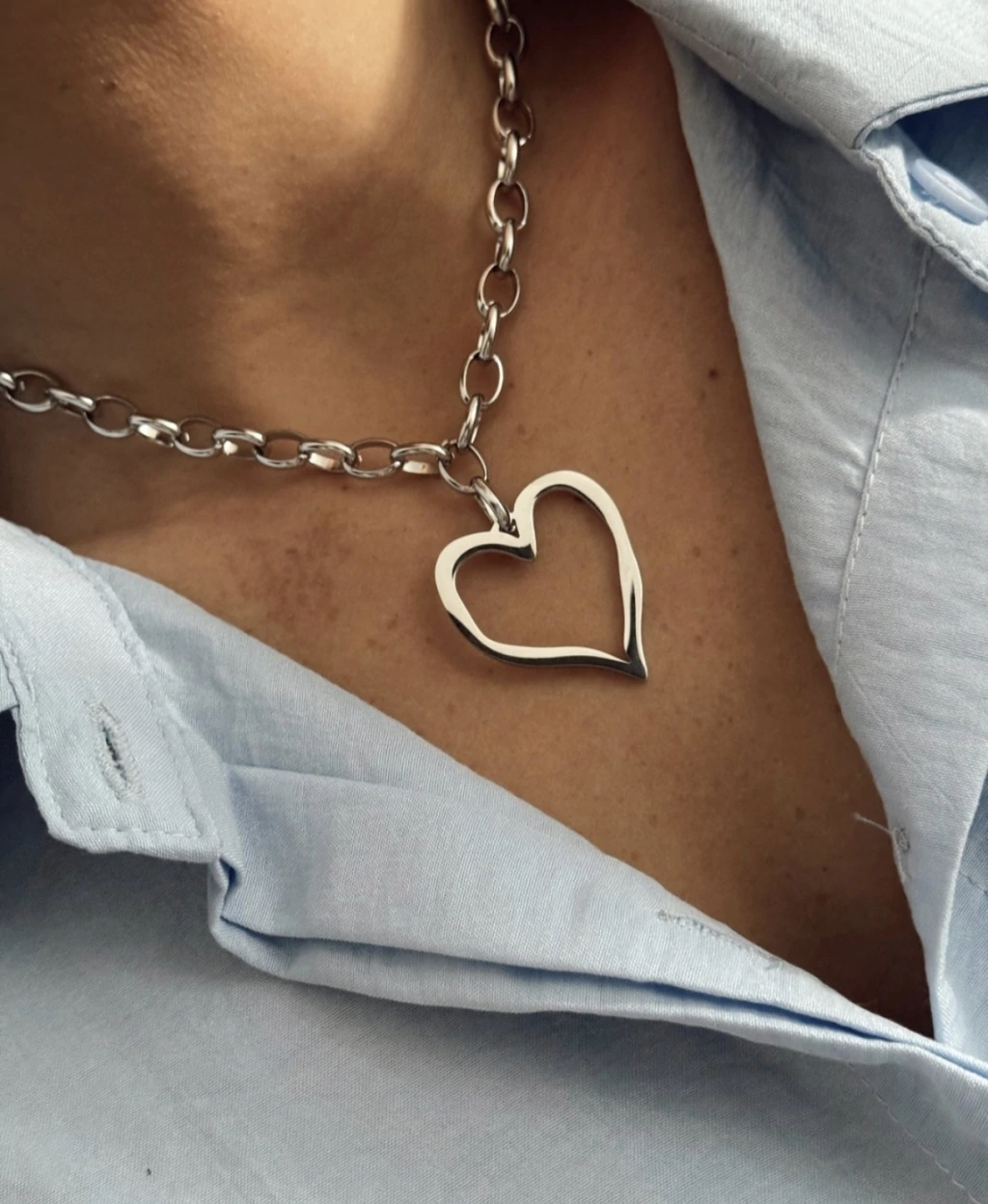 Collar Love calado/Regulable/Acero quirúrgico hipoalergénico