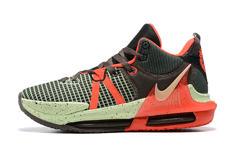Tênis Nike LeBron Witness 7 Alligator