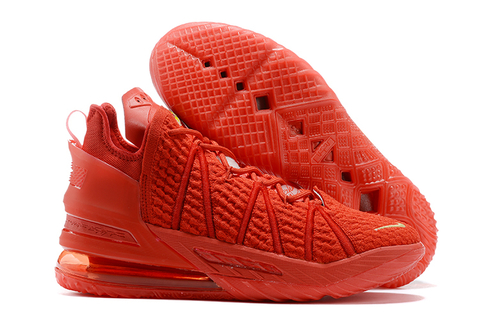 Tênis Nike Lebron 18