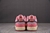 Tênis Nike Dunk Low “Barbie” na internet