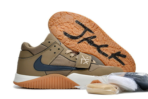 Tênis Travis Scott x Jordan Jumpman Jack