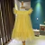 Vestido Luxo Trapézio Lucciana Amarelo Tule Gilitter Farfalla-