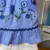 Conjunto Bata Azul Bordado Floral Short Sarja Off White Momi na internet