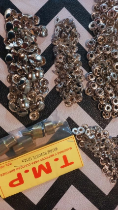 BROCHES RESORTE X 20 Unidades en internet