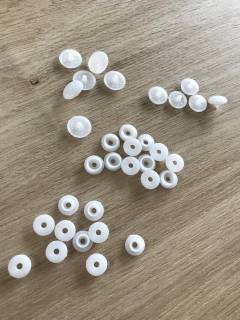 BROCHES PLÁSTICOS CONDAL 13/15 X 25 u - Franchus almacen de las telas