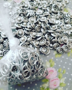 BROCHES DOBLE ARO 9 MM /11 MM x 25 unidades