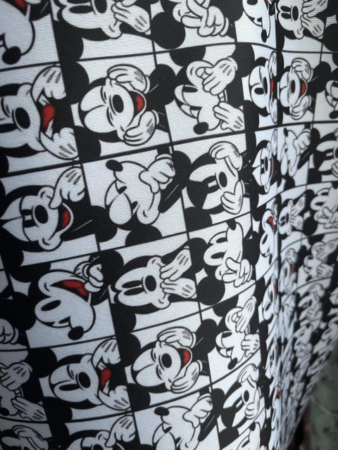 SIMIL NEOPREN MICKEY CUADROS x50cm