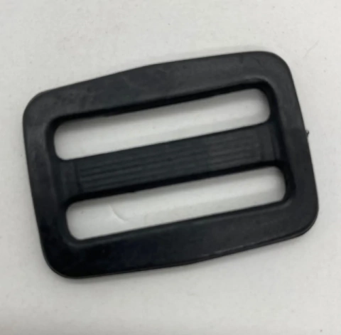 REGULADORES PLASTICOS PASE 40 x 4