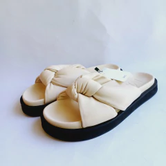 Imagen de SANDALIAS CON NUDO MNG