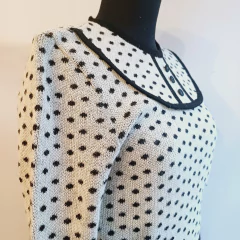 Imagen de SWEATER LUNARES OINTZI BURU