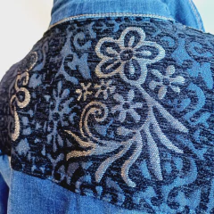 CAMPERA DE JEAN BORDADA DESIGUAL - Feria La Polilla