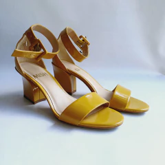 SANDALIAS CHAROL MISHKA en internet