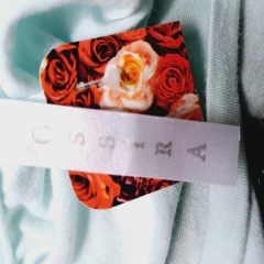 REMERA LENTEJUELAS OSSIRA - tienda online