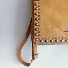 Imagen de MOCHILA TACHAS AMPHORA