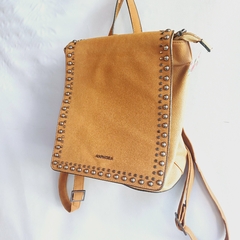 MOCHILA TACHAS AMPHORA - comprar online