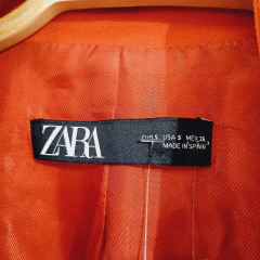 Imagen de BLAZER ENTALLADO C/HOMBRERAS ZARA
