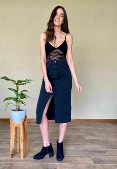 POLLERA DE JEAN SKY NEGRA