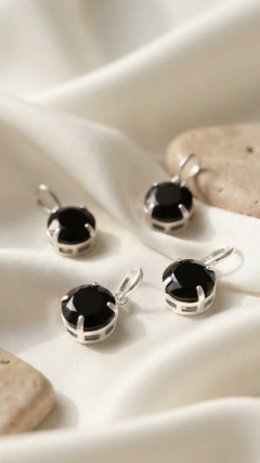 Dije Obsidiana Círculo Facetado 10 mm - Baño de Plata - comprar online