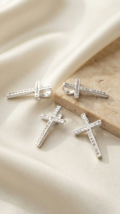 Dije de plata Cruz Cubics Pasante 20mm - comprar online