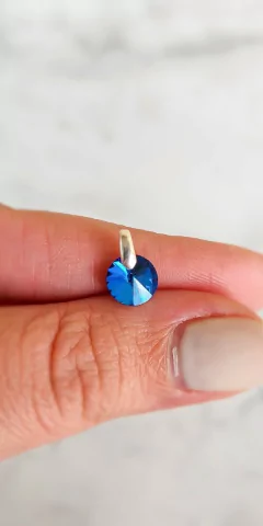Dije de plata redondo sw 8mm azul tornasol - comprar online