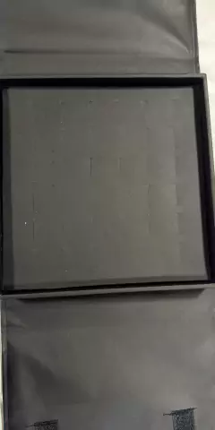 Caja Exhibidora para 36 anillos fondo negro - comprar online