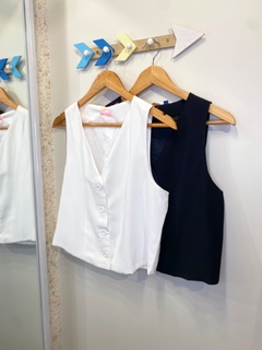 Colete de Alfaiataria Liso - Closet Mara