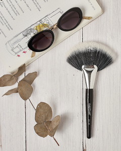 Brocha Duo Fiber Abanico Macrilan - comprar online