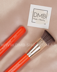 Brocha kabuki de Base BT03 línea profesional Beauty Tools Macrilan