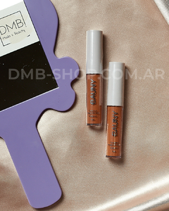 Corrector NEUTRALIZADOR CARAMELO con Hialurónico larga duración BAUNY - comprar online