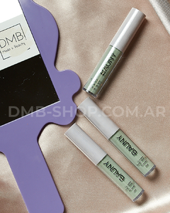 Corrector NEUTRALIZADOR VERDE con Hialurónico larga duración BAUNY