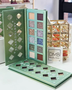 Paleta de sombras y Glitter BLAZE & GLORY de Ruby Rose - comprar online