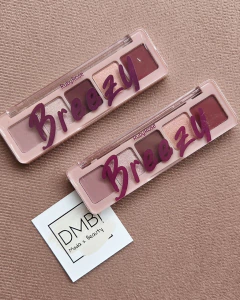 Mini Paleta Breezy de Ruby Rose en internet