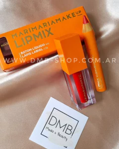 Lip kit de Labial + Delineador LIPMIX de Mari Maria makeup - DMB