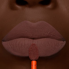 Lip kit de Labial + Delineador LIPMIX de Mari Maria makeup en internet