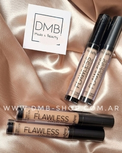 Corrector Flawless de Ruby Rose