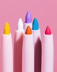 Delineador retráctil de colores Melu de Ruby Rose - comprar online