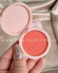 BT Blush rubor compacto tono TULIPA de Bruna Tavares
