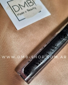 Gloss negro mágico Diamond Black de Miss Lary - comprar online