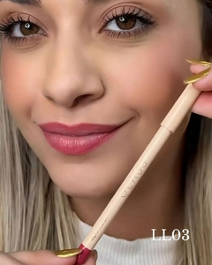 Lapiz delineador de labios Glass de Ruby Rose - tienda online