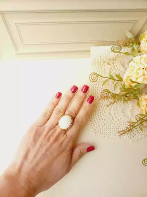 ANEL OVAL AJUSTÁVEL PEDRA NATURAL AMAZONITA BEGE