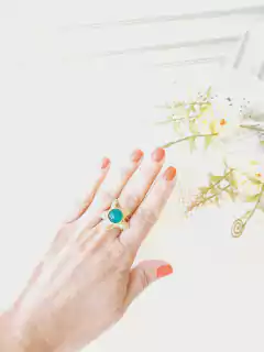 ANEL AJUSTÁVEL ESTRELA DO MAR COM PEDRA NATURAL na internet