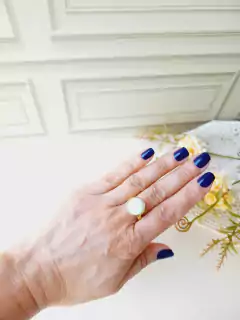 ANEL REDONDO COM MADREPEROLA FACETADA E PEROLADA na internet