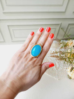 ANEL GRANDE OVAL COM PEDRA NATURAL AGATA AZUL CÉU - comprar online