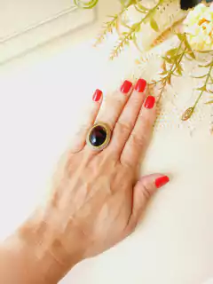 ANEL OVAL AJUSTÁVEL COM APLICAÇÕES DE RÓDIO BRANCO PEDRA NATURAL OBSIDIANA