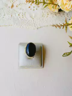 ANEL OVAL COM PEDRA NATURAL ONIX