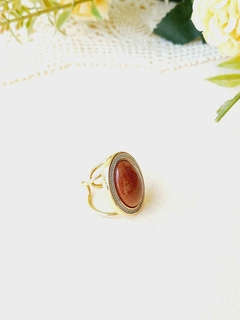 ANEL OVAL AJUSTÁVEL COM APLICAÇÕES DE RÓDIO BRANCO PEDRA NATURAL DO SOL - comprar online